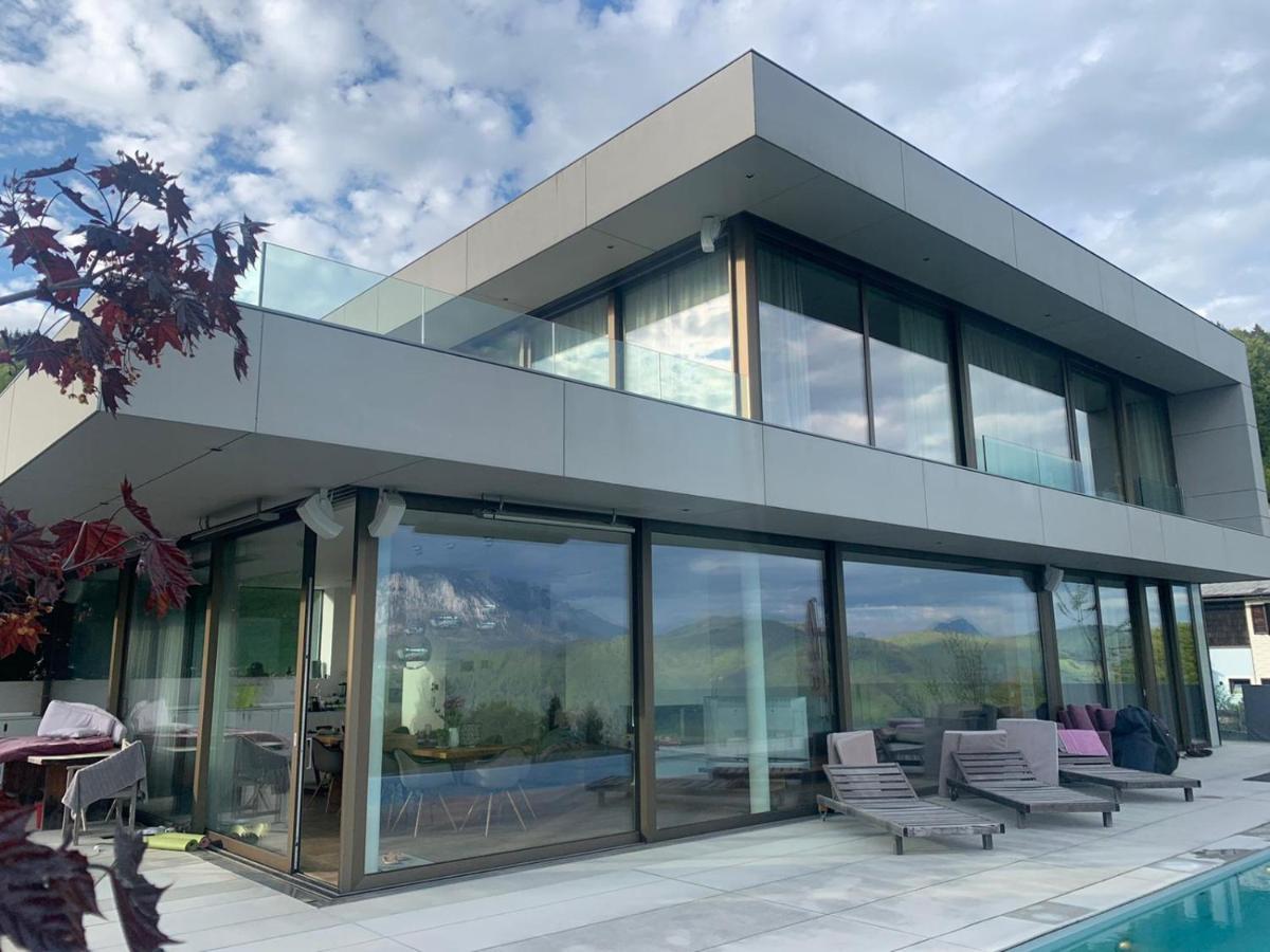 נוסדורף אם אטרסי Attersee Luxury Design Villa With Dream Views, Large Pool And Sauna מראה חיצוני תמונה