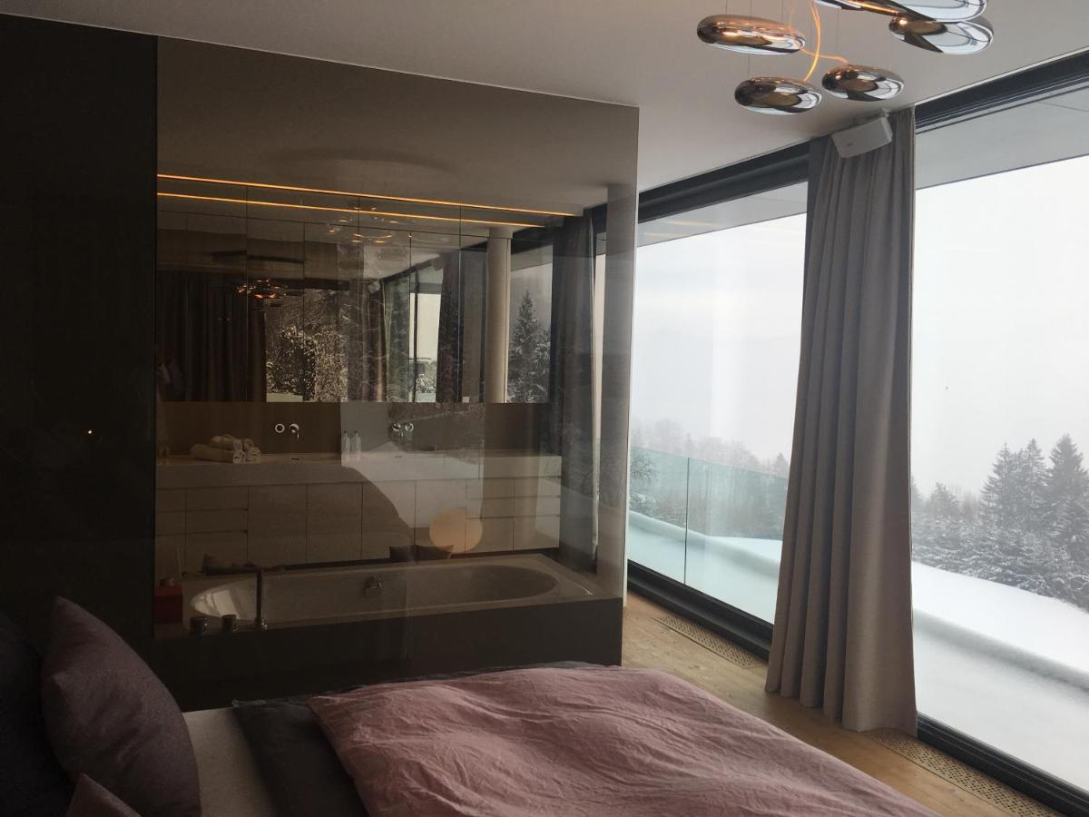 נוסדורף אם אטרסי Attersee Luxury Design Villa With Dream Views, Large Pool And Sauna מראה חיצוני תמונה